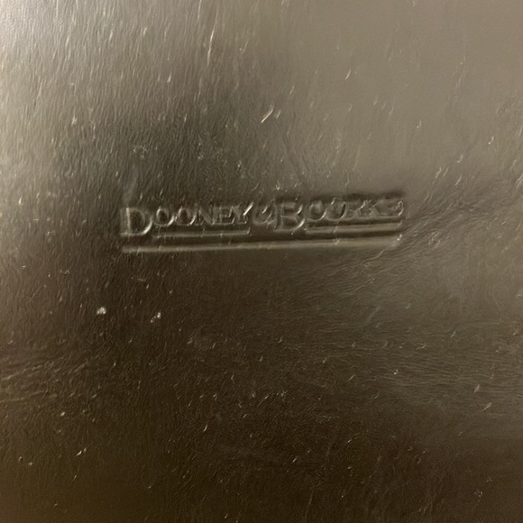 Dooney Burke women’s business satchel - Picture 2 of 10